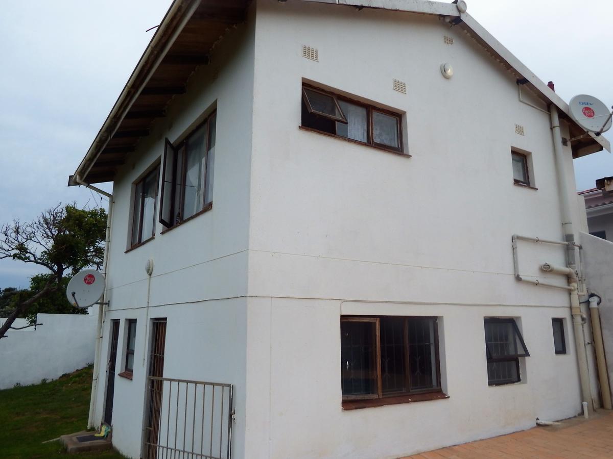 The Whitehouse Hotel Port Shepstone Exterior photo
