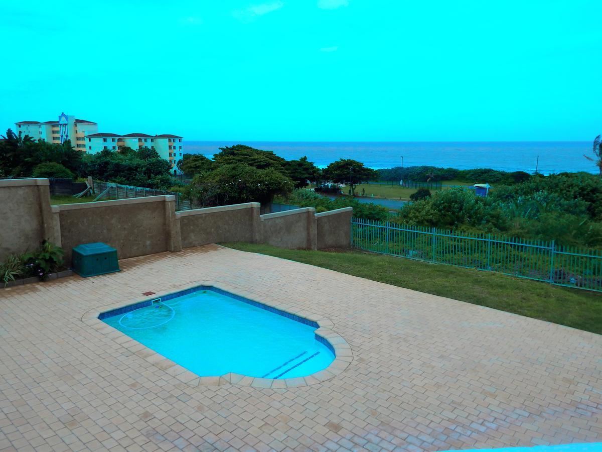 The Whitehouse Hotel Port Shepstone Exterior photo
